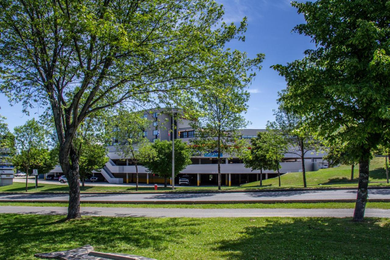 Hotel Universel Alma Exterior photo